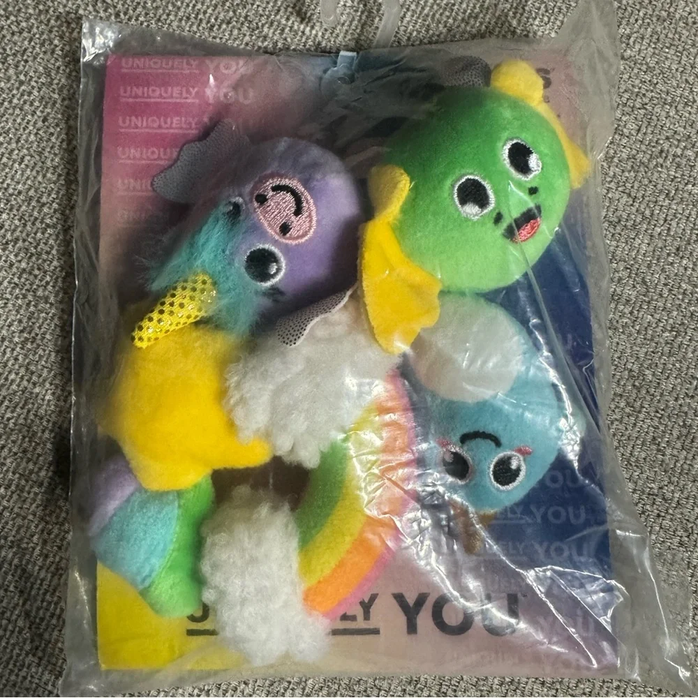 Crocs Jibbitz Magical Plush Friends 5-Pack – NWT ￼